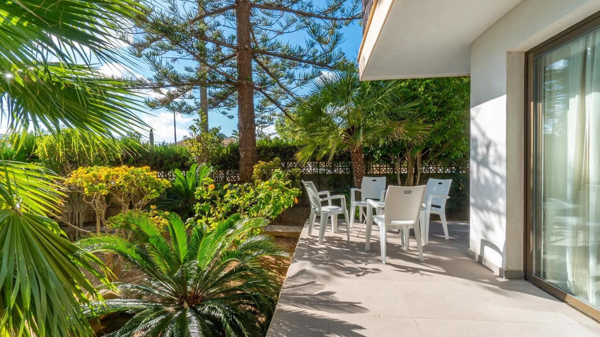 Ponent Cala Ratjada Apartments B 0*, Cala Ratjada (Mallorca) İspanya