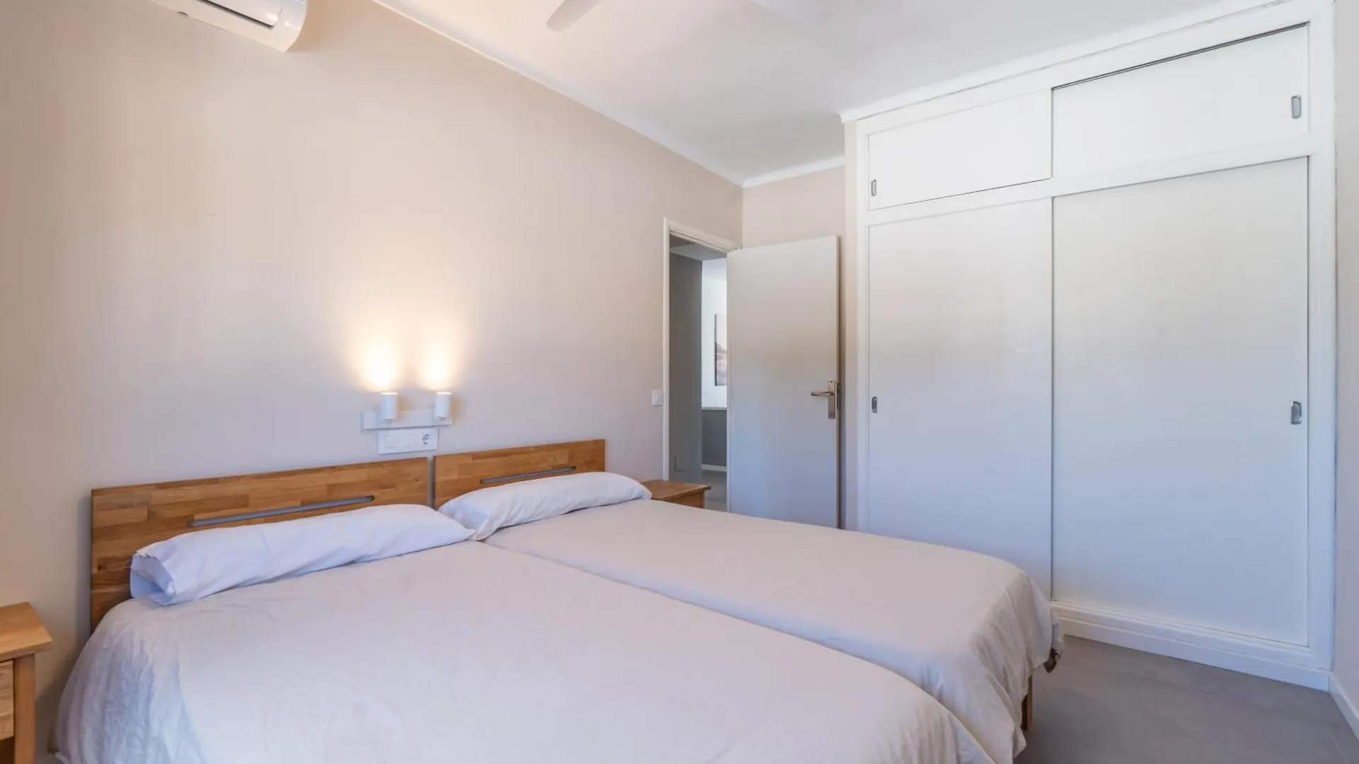 Ponent Cala Ratjada Apartments B 0*, Cala Ratjada (Mallorca) İspanya