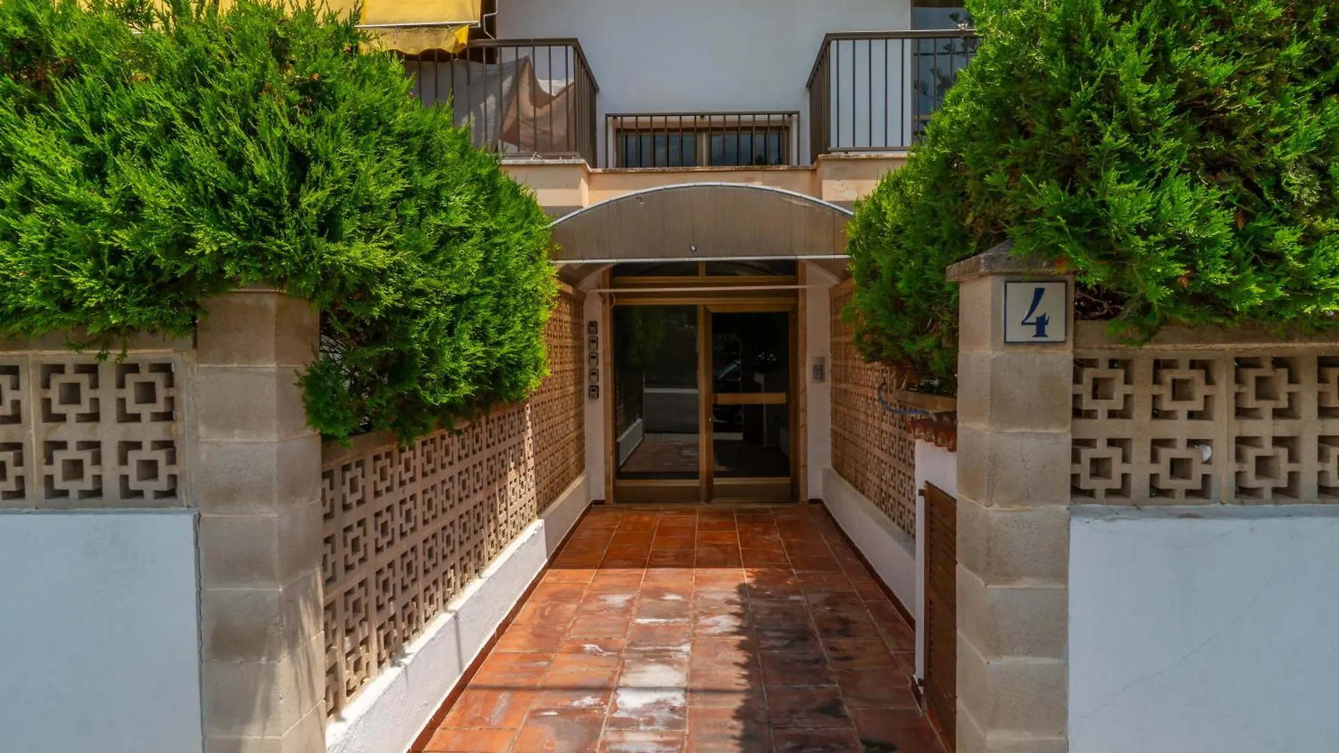 Ponent Cala Ratjada Apartments B